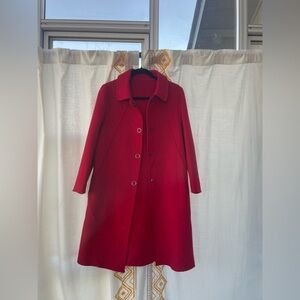Elegant Women's Coat in the color Red